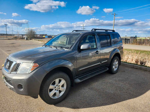 2009 Nissan Pathfinder SE