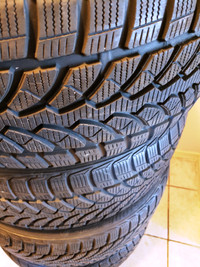 2x Bridgeston Blizzak winter tires(245x45R19), 80% tread left