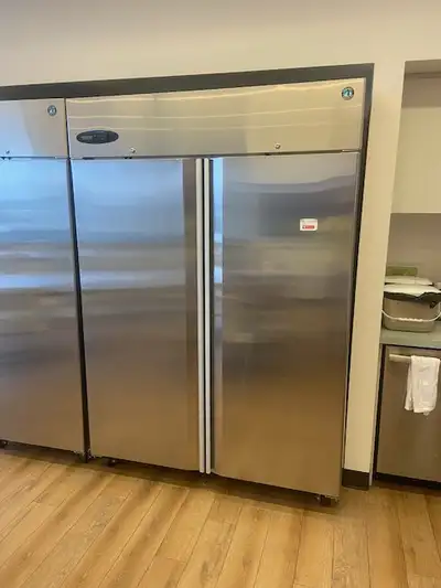 Hoshizaki Fridge / Commercial Series 55" wide x 33" deep x 79" high On wheels ( height of the wheels...