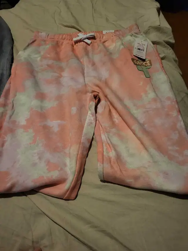Justice Tie Dye Pants in Kids & Youth in City of Halifax - Image 2