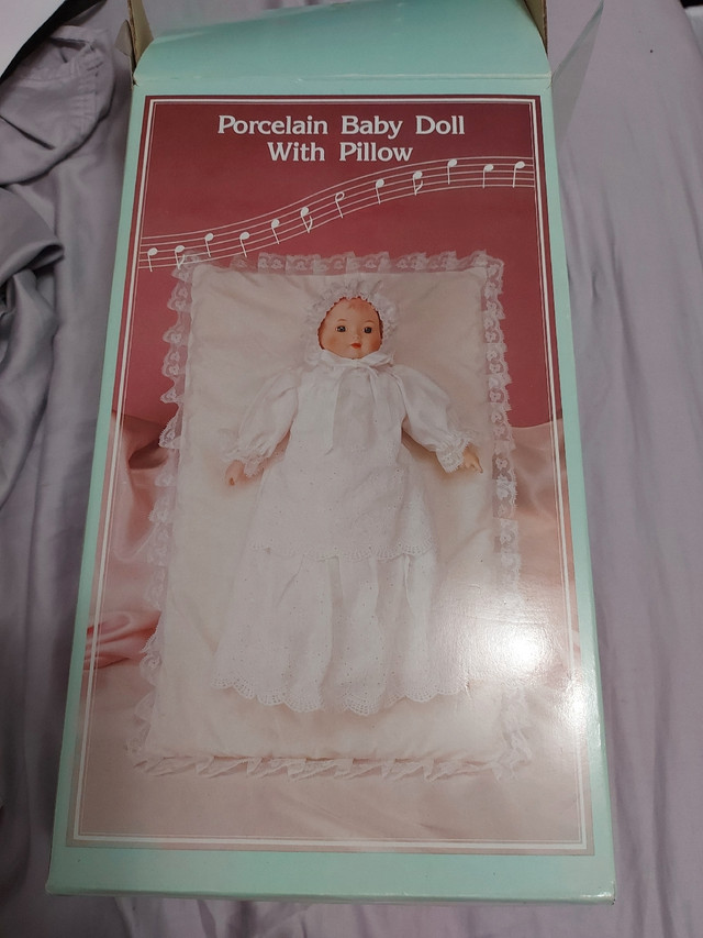 Vintage Musical Porcelain Baby Doll in Arts & Collectibles in Hamilton