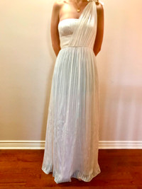 BCBG Grecian Style, Cream? Gown,  Size 8, Wedding/Prom