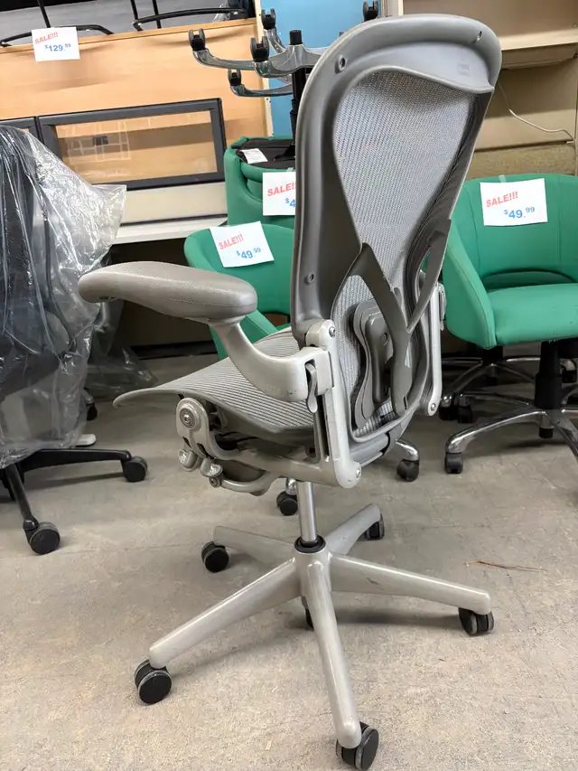 New and used office furniture Brampton in Desks in Mississauga / Peel Region - Image 5