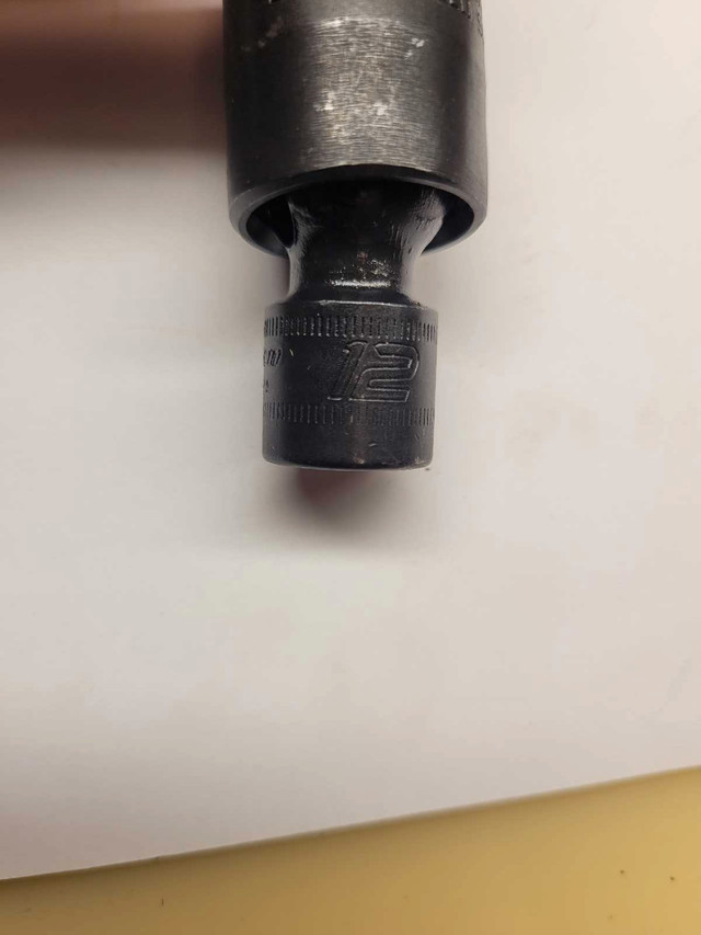 Snap-on 12mm Swivel Impact Socket in Hand Tools in Thunder Bay - Image 4