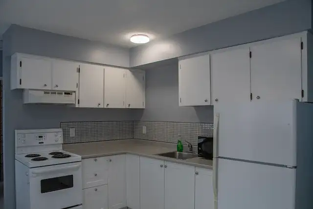 3 Bedroom Townhouse for rent in Long Term Rentals in 100 Mile House - Image 3