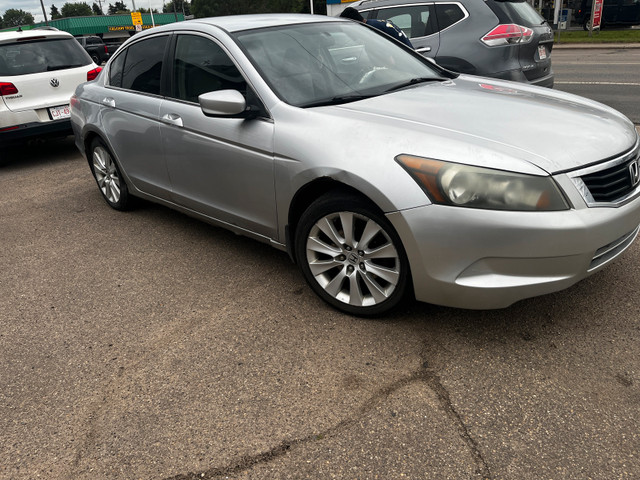 Honda accord 2008 279000 in Cars & Trucks in Edmonton - Image 3