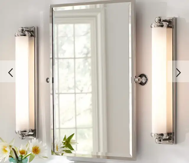 2 pottery barn bathroom sconces in Indoor Lighting & Fans in Ottawa - Image 2