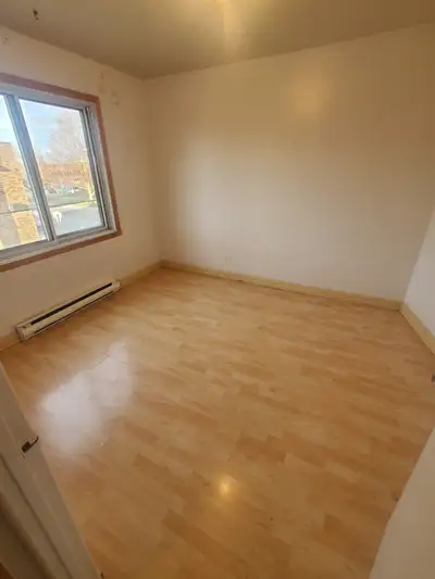 2 1/2 À Louer à Rosemont disponible dès maintenant