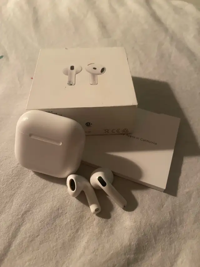 apple AirPods 4 in Headphones in Bedford - Image 4