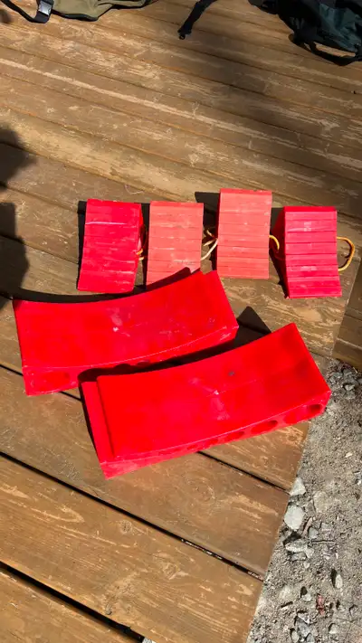 Ste of Anderson RV levellers - also included are 4 plastic chocks.