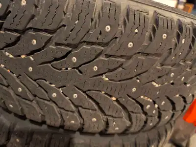 Set of 4 Nokian Hakkapeliitta 9 SUV winter tires on steel rims. Size 245/65R17, bolt pattern 5x120 (...