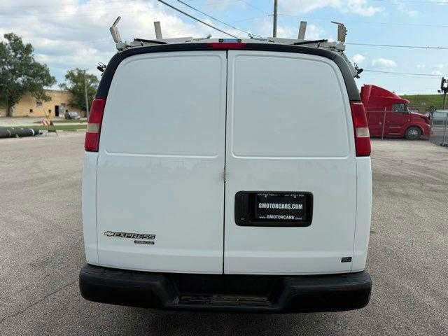 2013 Chevy 3500 Express Van in Cars & Trucks in Edmonton - Image 4