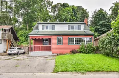 2 Bedroom 1 Bath apartment for rent. The house is a purpose built side by side duplex so no basement...