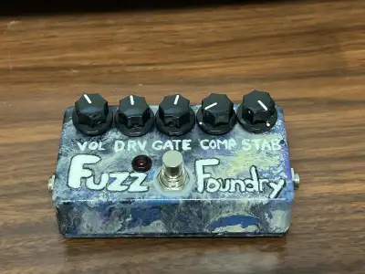 Custom built fuzz factory clone. Water dipped paint job looks awesome. It does the fuzz factory thin...