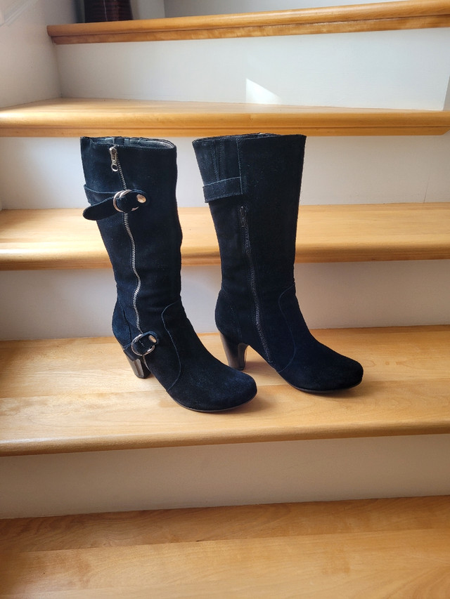Women's Italian Suede Boots Size 7.5 (EU 38) Heel 3". in Women's - Shoes in Bedford - Image 3
