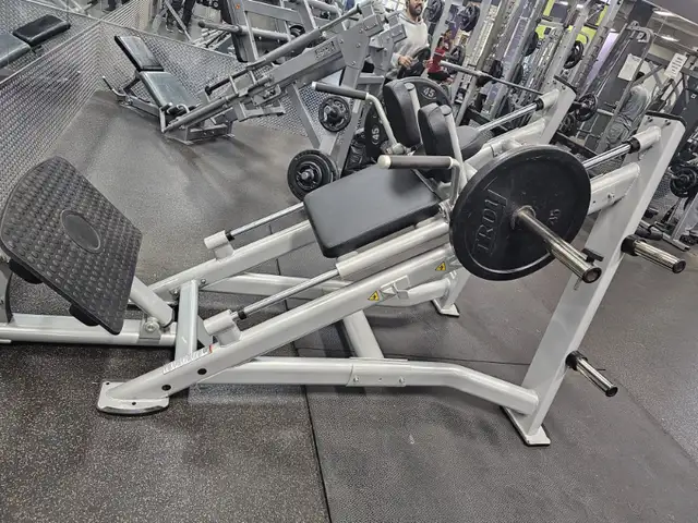 BRAND NEW ofit.ca. Hack Squat Commercial Grade in Exercise Equipment in Markham / York Region - Image 11