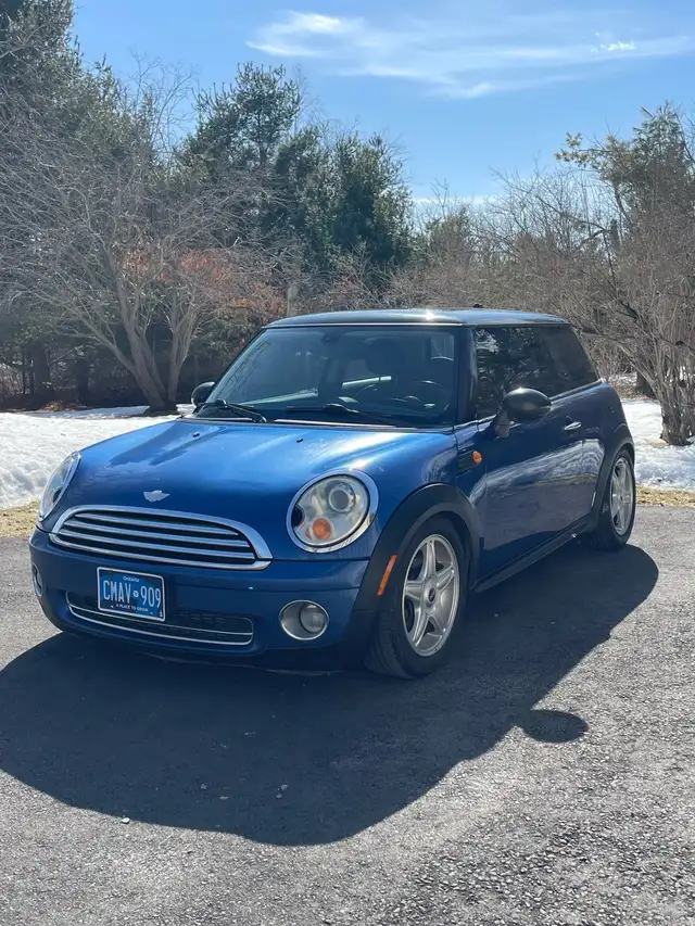 2009 MINI COOPER - LOW MILEAGE in Cars & Trucks in Ottawa - Image 7