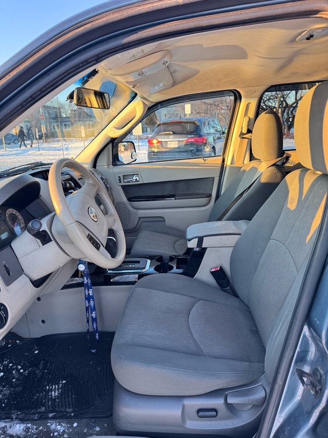 Mazda Tribute 2011 - 6 cylindres — photo 5