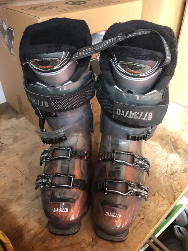 Dalbello Viper Surge ID Ski Boots - Male - size 328 mm in Ski in Calgary - Image 3