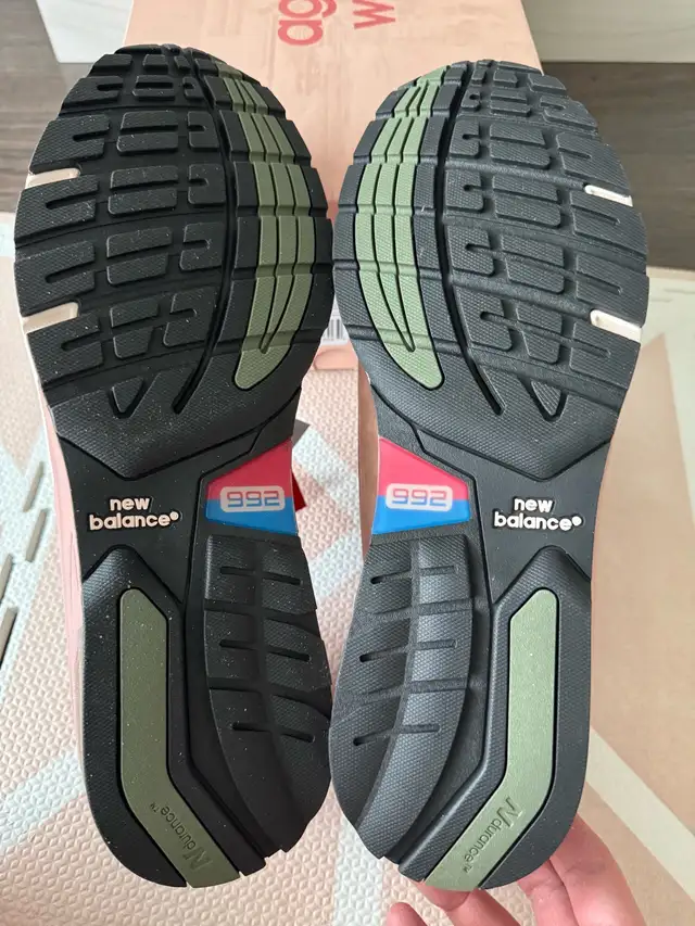 DS / Brand New New Balance 992 Aged Well Joe Fresh Goods sz 11.5 in Men's Shoes in Markham / York Region - Image 7