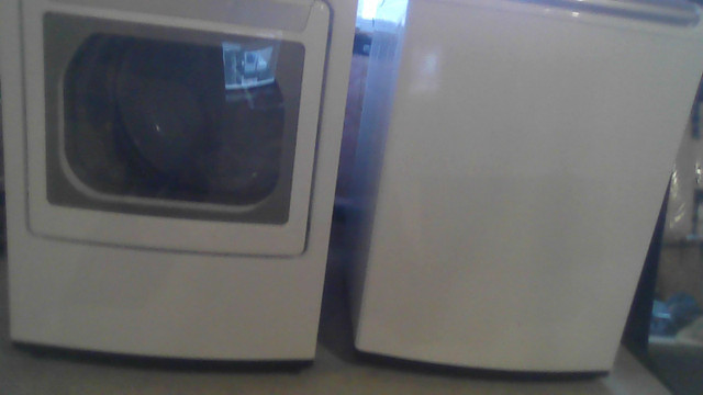 LG Washer and Dryer Set for Sale in Washers & Dryers in Kitchener / Waterloo - Image 2