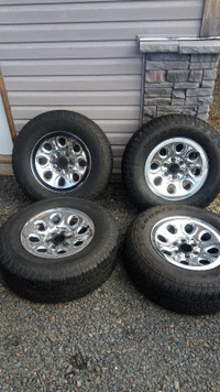 265-70-r17. 4 tires & rims