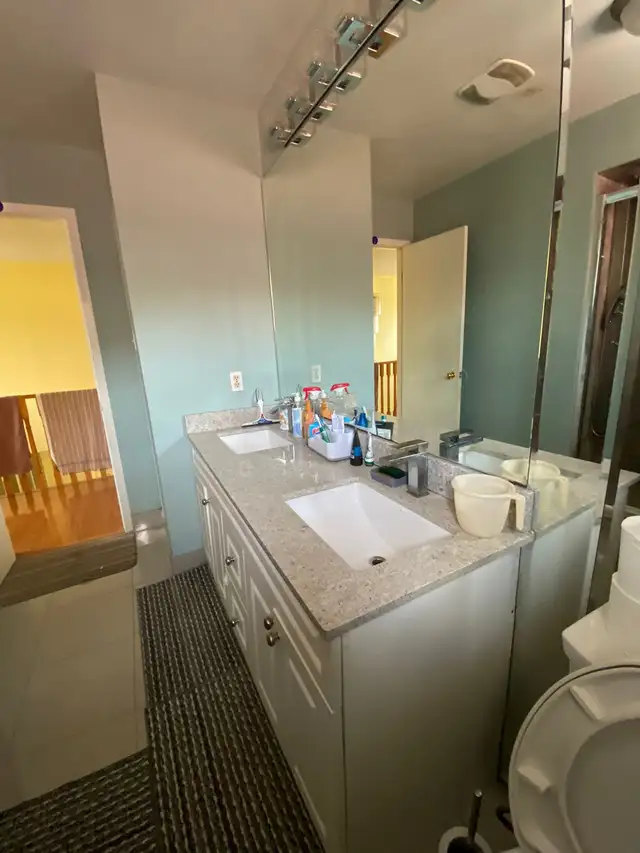 Spacious Bedroom for Rent – Prime Brampton Location! in Room Rentals & Roommates in Mississauga / Peel Region - Image 22