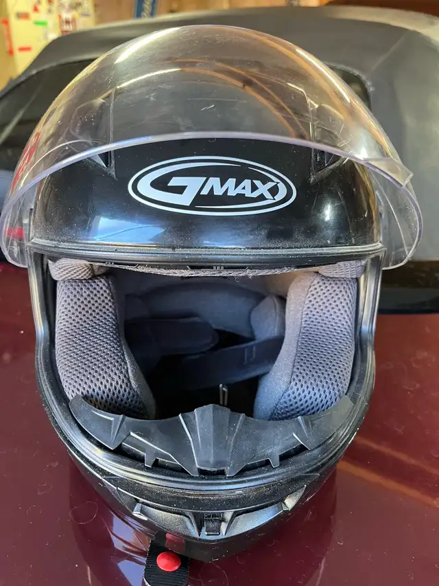 motorcycle helmet youth size in Other in Charlottetown - Image 2