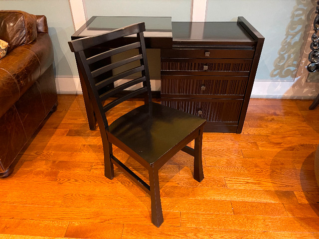 Beautiful Desk & Chair, Pier 1 Imports, Perfect for office nook in Desks in Oakville / Halton Region - Image 2
