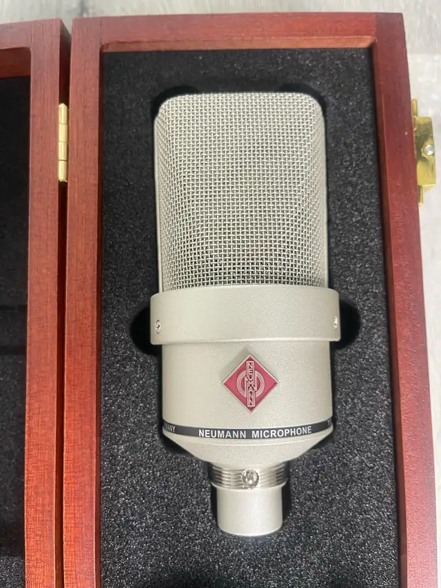 TLM-103 NEUMANN MICROPHONE (BEST OFFER) in Pro Audio & Recording Equipment in City of Toronto - Image 4