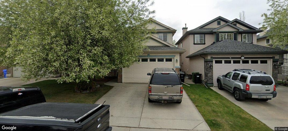 BEAUTIFUL 4-BEDROOM HOUSE FOR RENT – Everwillow Cose SW CALGARY | Long ...