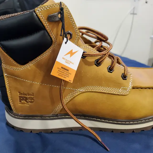 Timberland Pro 50th Anniversary Irvine Wedge 6 Inch Work BOOTS in Men's Shoes in City of Toronto - Image 4