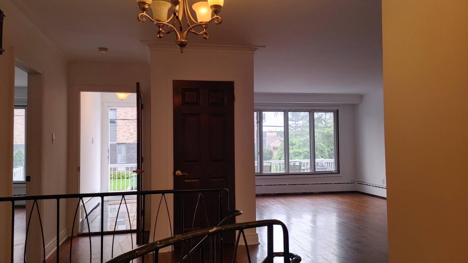 Large 6 1/2+basement near REM Du Ruisseau and Cote Vertu Metro — photo 1