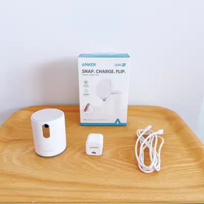 Anker 623 Magnetic Wireless Charger (MagGo), View more