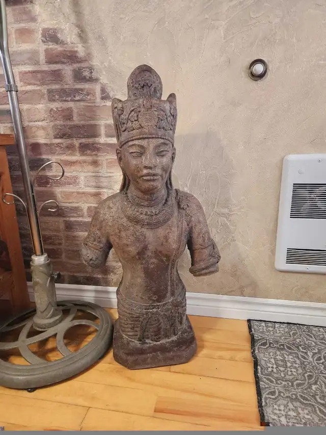 Statut en çiment  in Outdoor Décor in Granby - Image 5