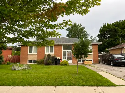 Don't miss this incredible opportunity to rent a stunning 3 bedroom bungalow in the town of Milton O...