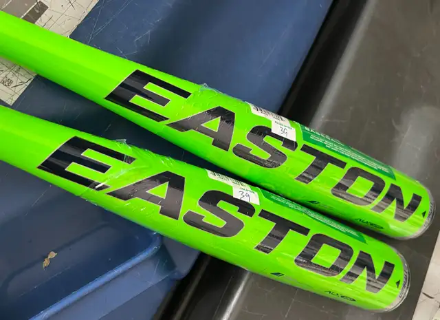 2 EASTON TYPHOON BASEBALL BATS YSB22TY12 27/15 2 1/4-12 in Baseball & Softball in Mississauga / Peel Region - Image 5