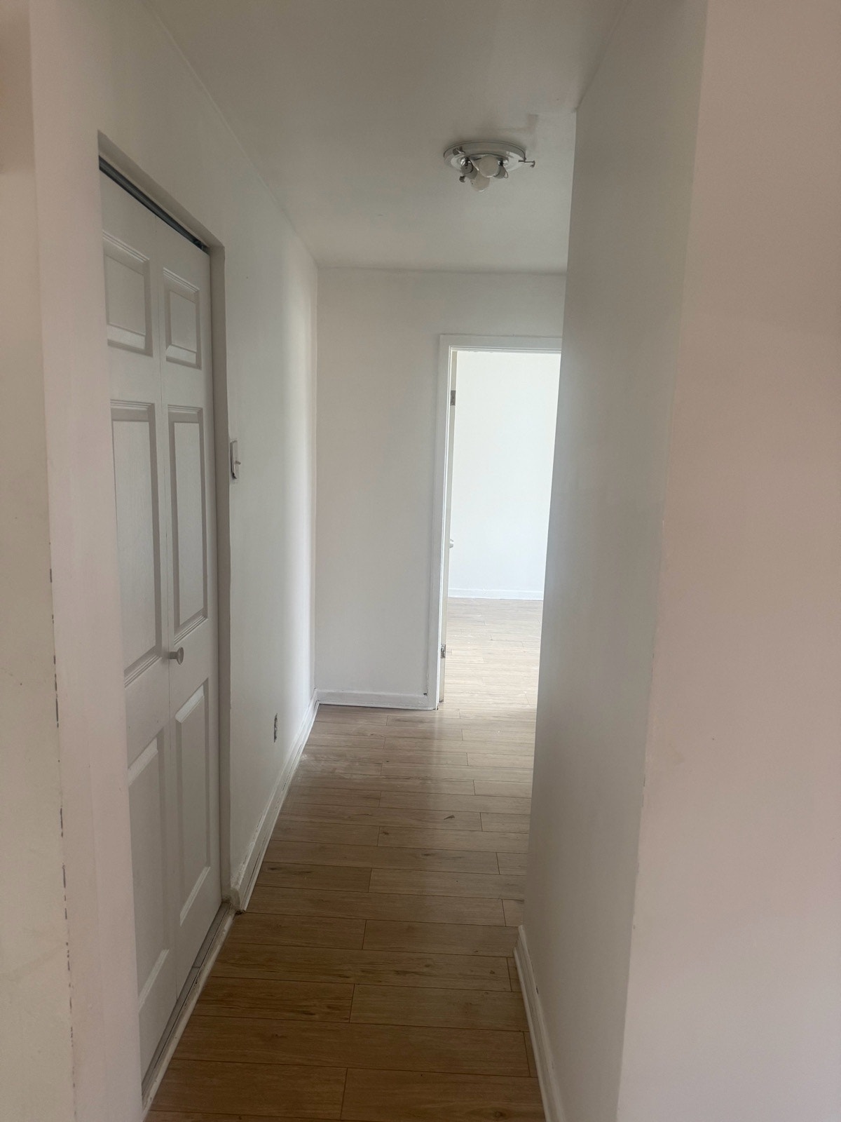 9161 25e Ave — photo 2