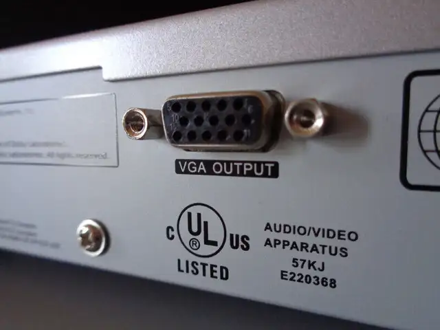 HOME PARTY Karaoke AUDIO-TECHNICA MICROPHONE Included—ONE OWNER in General Electronics in Winnipeg - Image 6