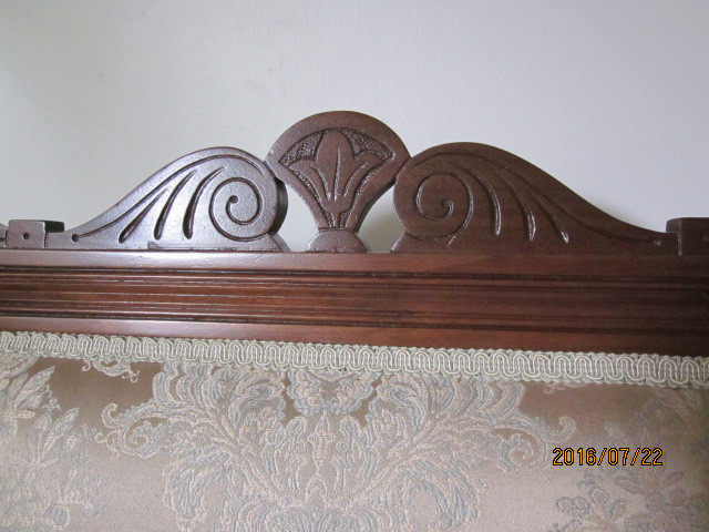 A Set of  3 Living Room  Antique Chairs in Chairs & Recliners in Vancouver - Image 4