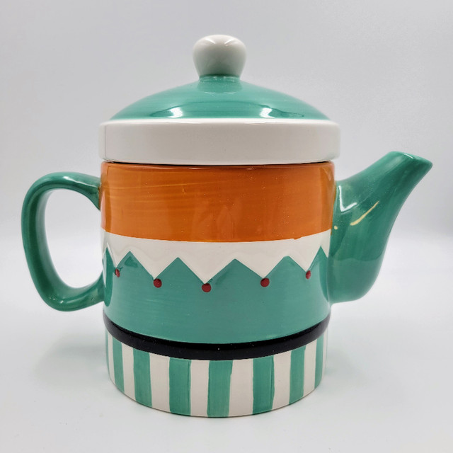Christmas Elf Teapot Serving Tea Read in Kitchen & Dining Wares in Strathcona County - Image 3