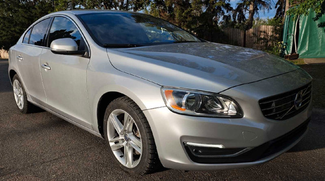 2015 Volvo S60, T5, AWD, Low Km, Great shape  in Cars & Trucks in St. Albert