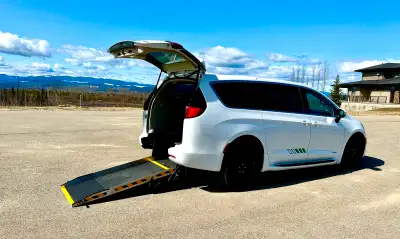 For Sale: 2022 Chrysler Pacifica Rear Entry Wheelchair Accessible Van – Low KM, Excellent Condition...