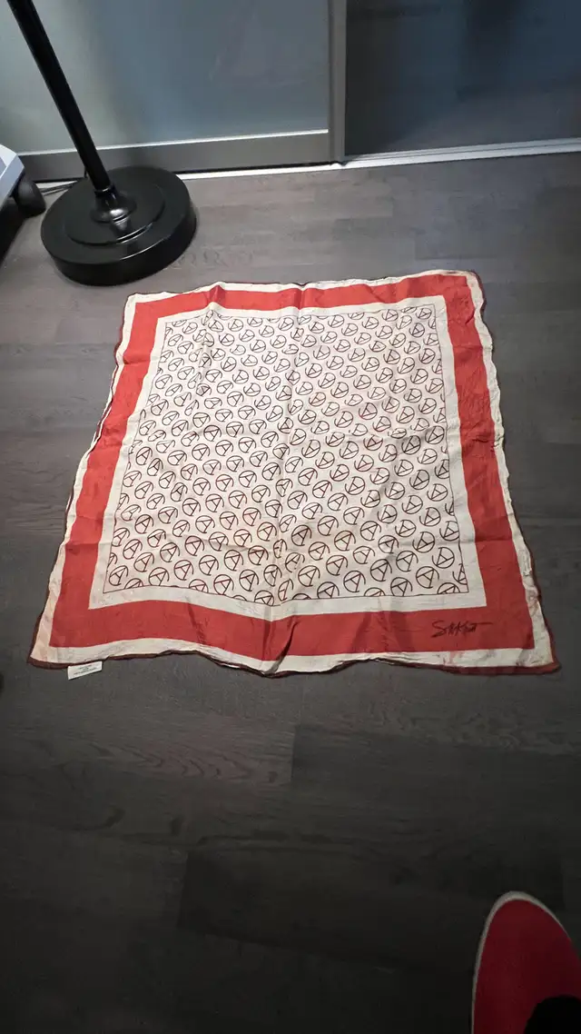 Vintage Avon scarf clip and scarf in Jewellery & Watches in City of Toronto - Image 11