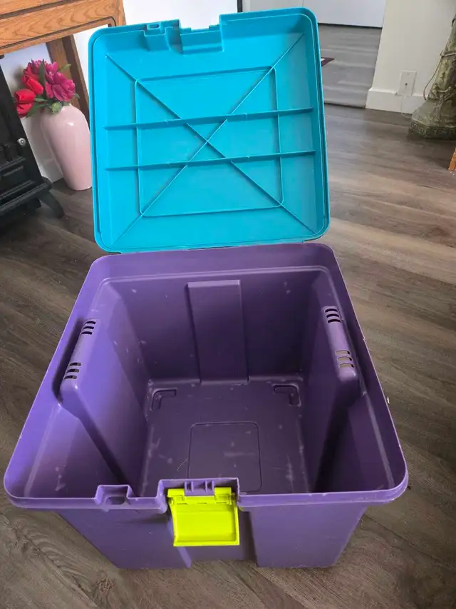 Rubbermaid Storage Bin480006510499614721