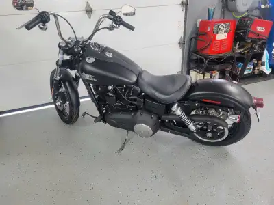 2016 Harley-Davidson Dyna Street Bob Black Denim Paint Vance & Hines Exhaust 10,600 KMS Bike very we...