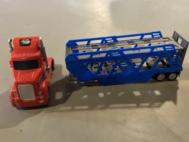 Toy tow truck for kids lighting up with sounds in Toys & Games in Ottawa - Image 3