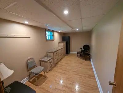 Whitby, All Inclusive, Furnished Room, AC, High-Speed Internet