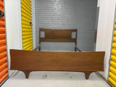 (Free Delivery) Mid Century Bedframe • MCM Cadre de lit, View more