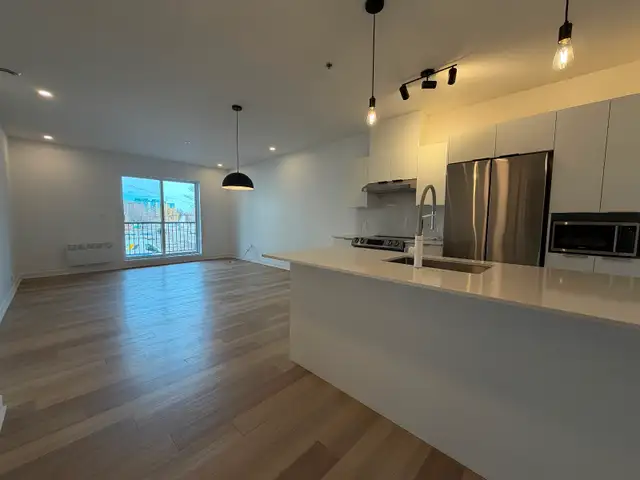 3½ MODERNE À LOUER | REPENTIGNY | PROMOTIONS DISPONIBLES